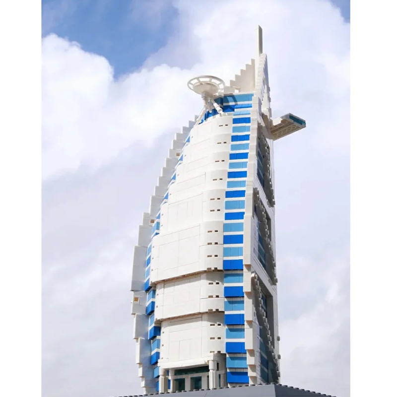Kids Toys Dubai - Модель отеля Burjal Arab из кирпичиков,
